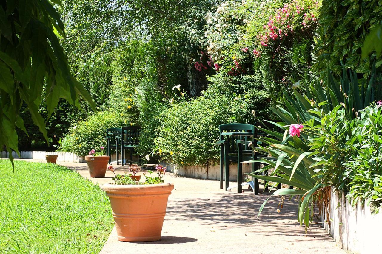 Hotel Le Trinquet Louhossoa Dış mekan fotoğraf
